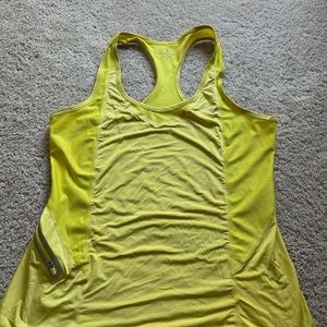 Athleta women’s top size medium